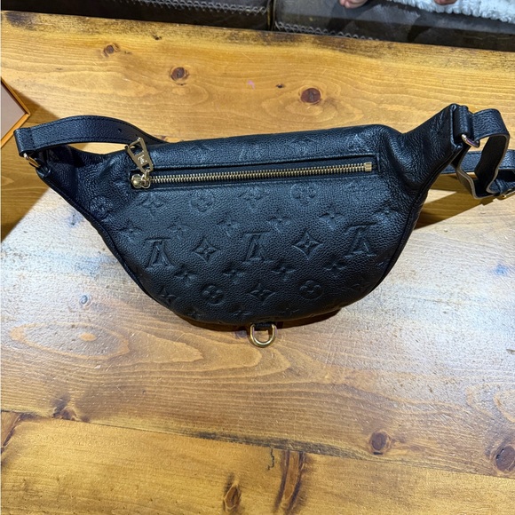 Louis Vuitton Empreinte Bumbag - Picture 3 of 9